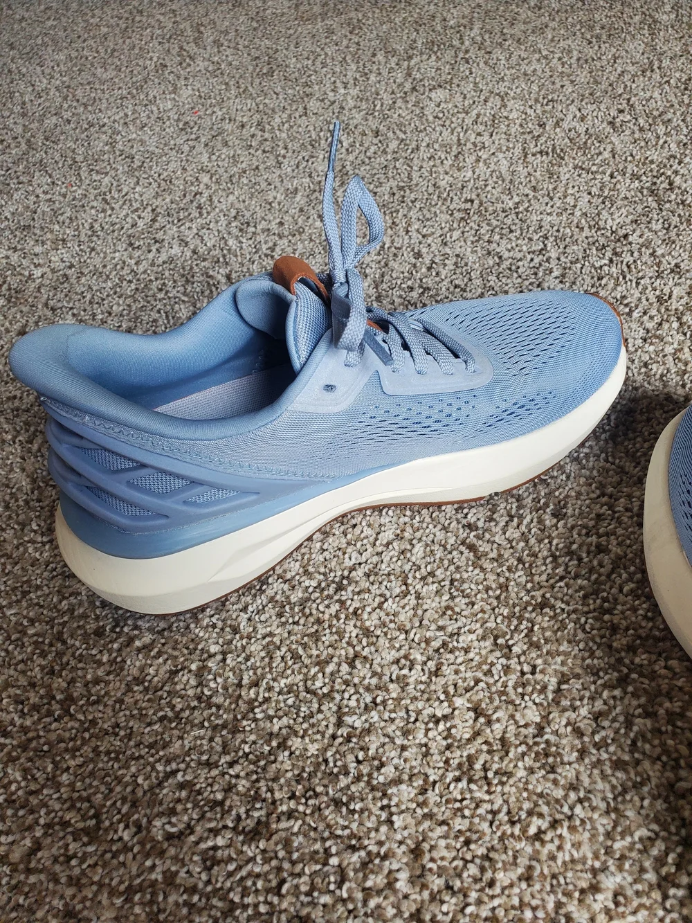 Kizik Women's Athens 2 Sneakers Size 8½ in Soft Chambray colorway